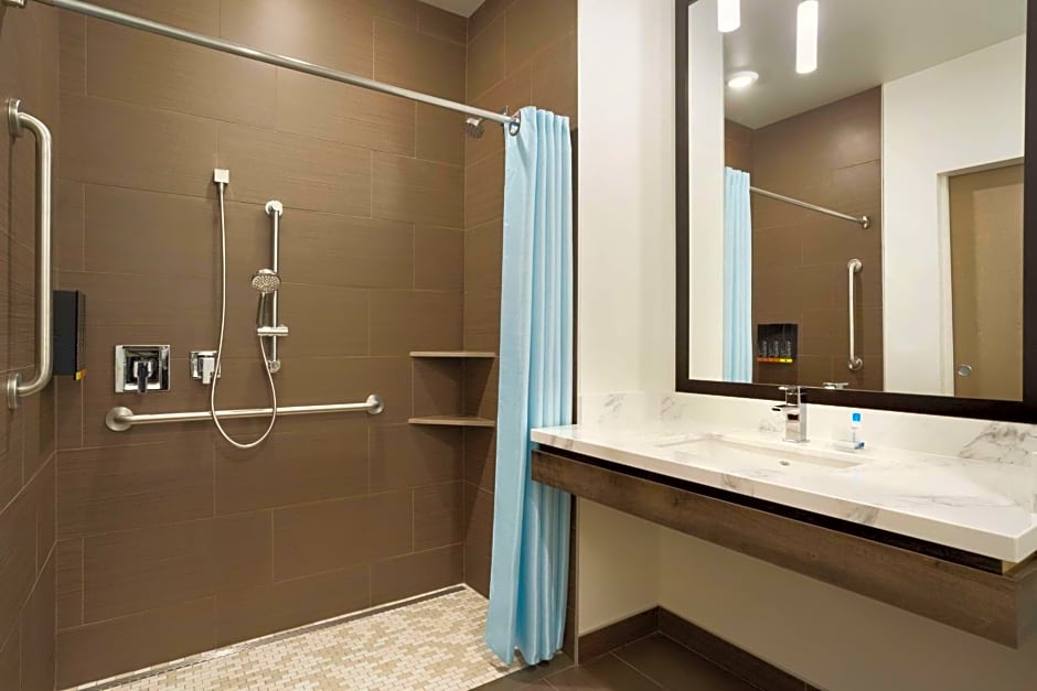 Best Western Plus Peppertree Nampa Civic Center Inn