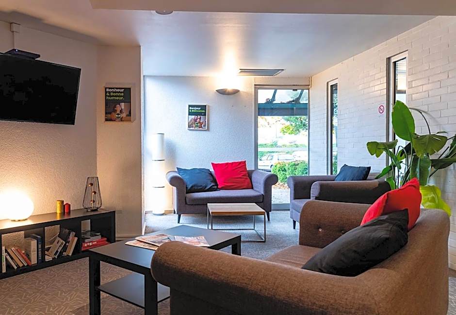 B&B HOTEL Grenoble Universite 2