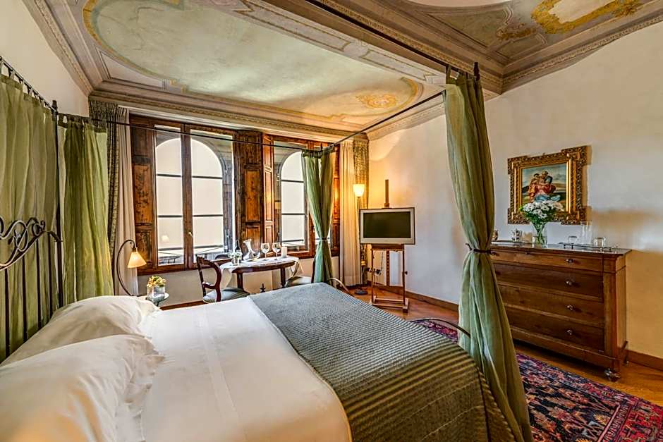 Boutique Hotel In Piazza Della Signoria