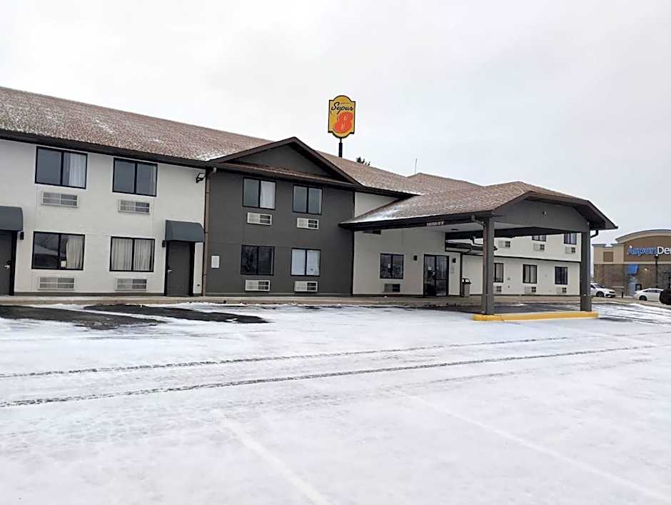 Super 8 by Wyndham Morris