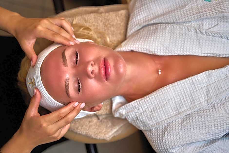 Vangelis Hotel & Suites