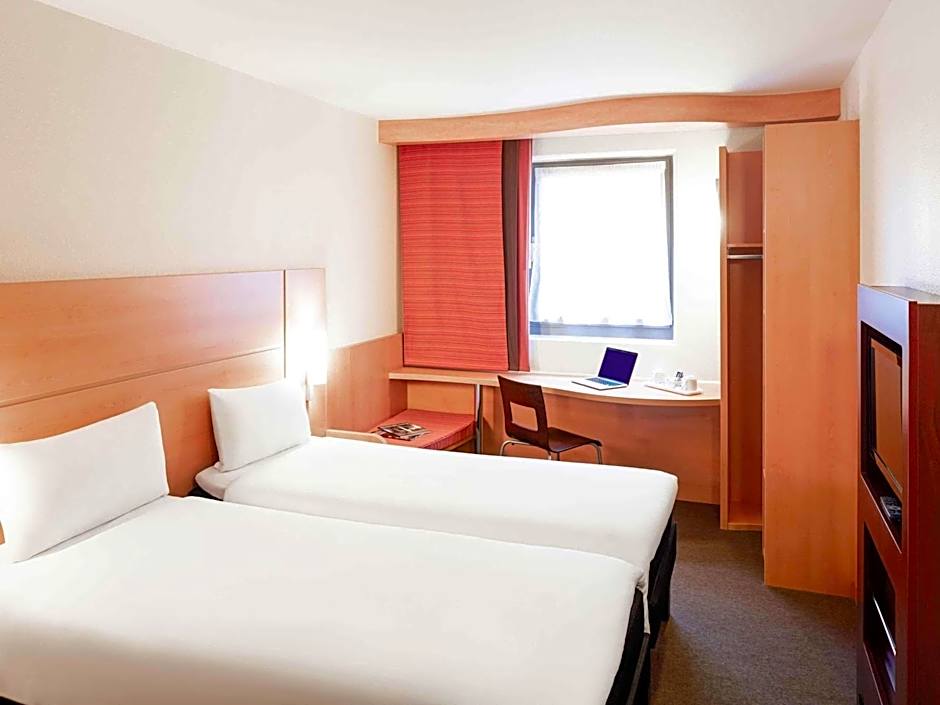 Ibis Borehamwood Hotel