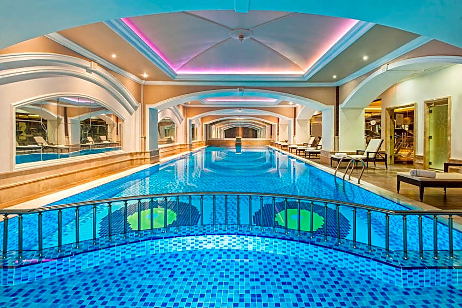 Elite World Van Hotel