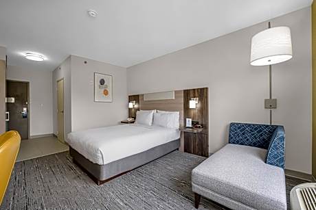 Holiday Inn Express Hotel & Suites-Edmonton South by IHG