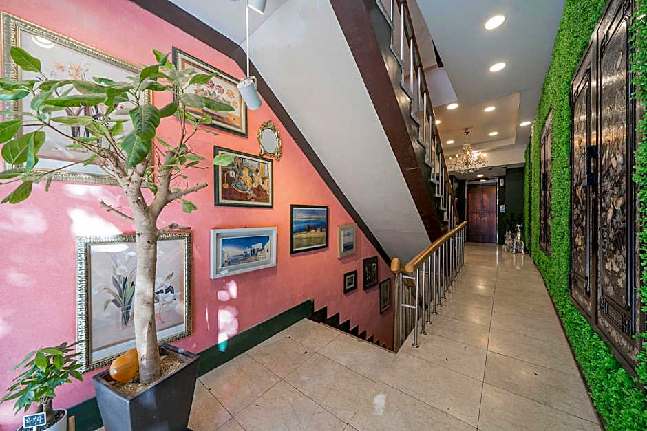 Hotel Busan Station 102