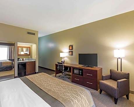 Standard King Room