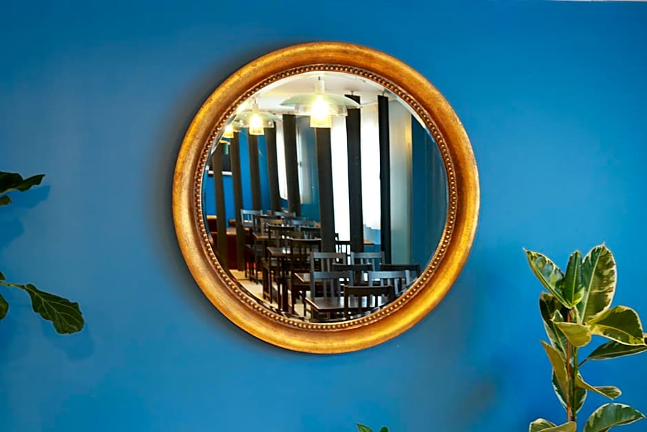 Orly Superior Hotel