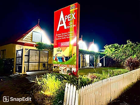 Apex On Fenton Motel