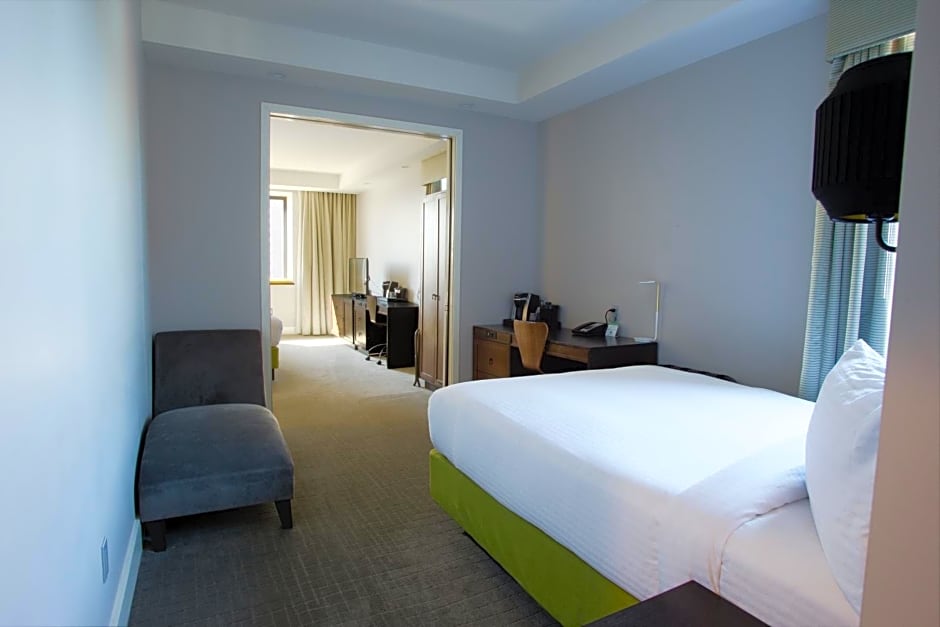 Leon Hotel