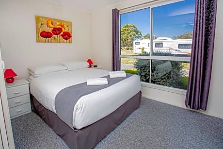 Standard Cabin (2 Guests)