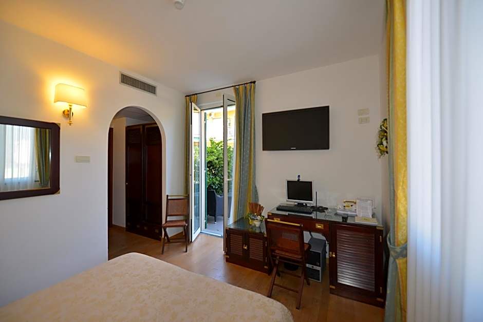 Photo 1 of 1 of Suite
