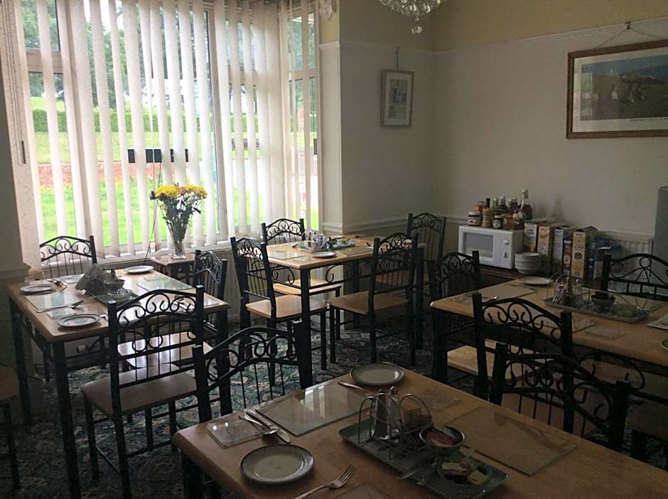 Alma Lodge Guest House