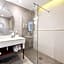 Renaissance by Marriott Aix-en-Provence Hotel