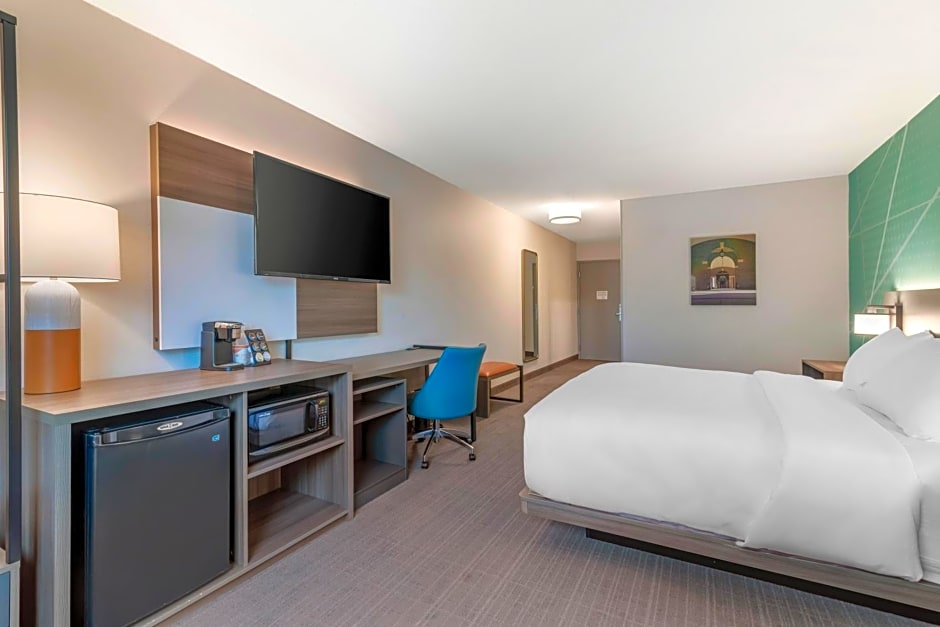 Comfort Inn & Suites Saratoga Springs