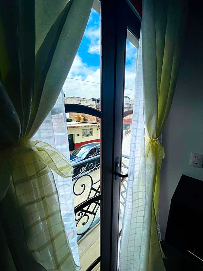 HOTEL LA GRAN MANZANA