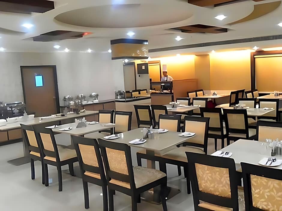 Super Townhouse Oak Madhapur Nera Regency