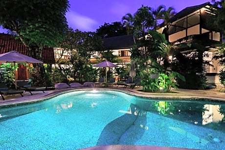 Pearl Hotel