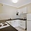 Surfers International Apartments