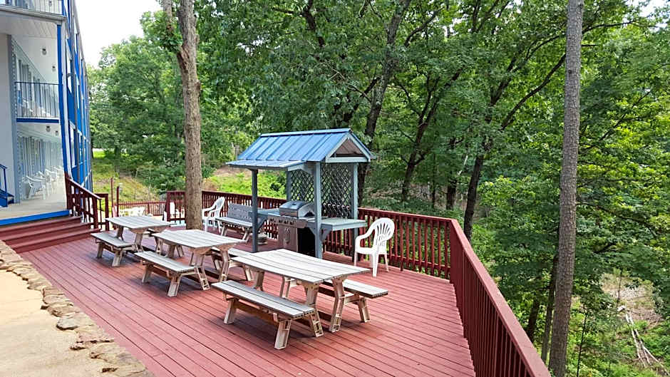 Ozarka Lodge Eureka Springs