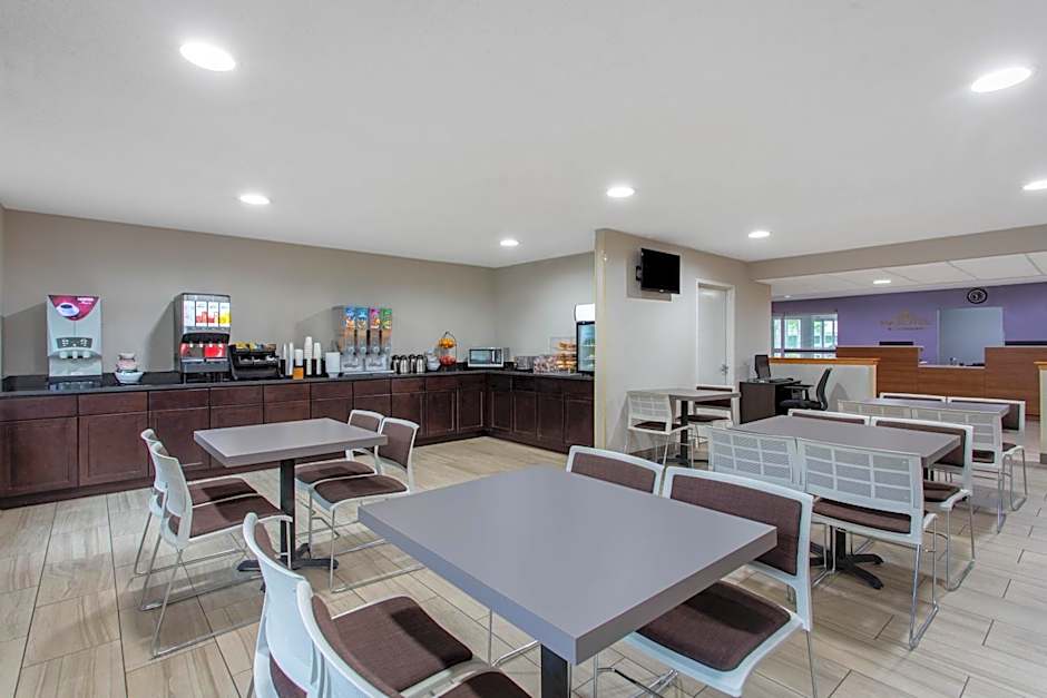 Microtel Inn & Suites By Wyndham Philadelphia Airport