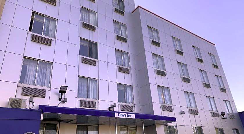Days Inn by Wyndham Brooklyn Borough Park