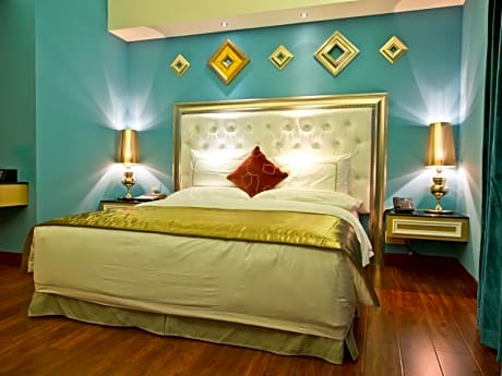 The Royal Pinnacle Hotel