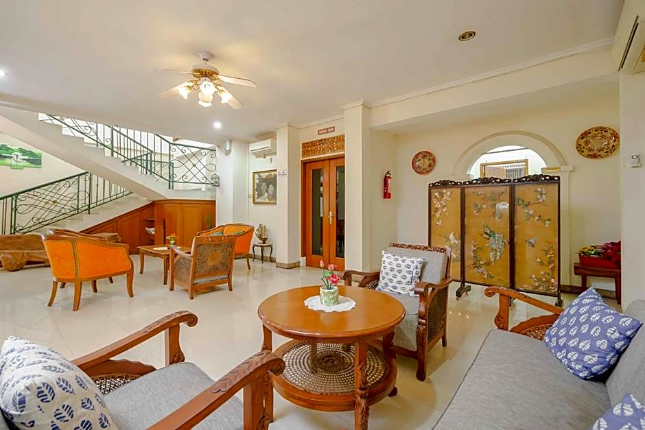 RedDoorz Plus near Kemang Raya