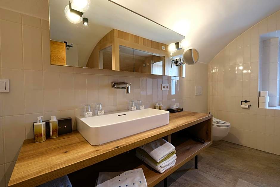 SeeHotel & SeeApartments Kärntnerhof- direkt am See!