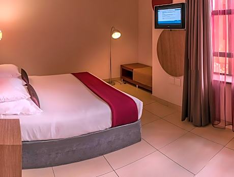 Universal Room