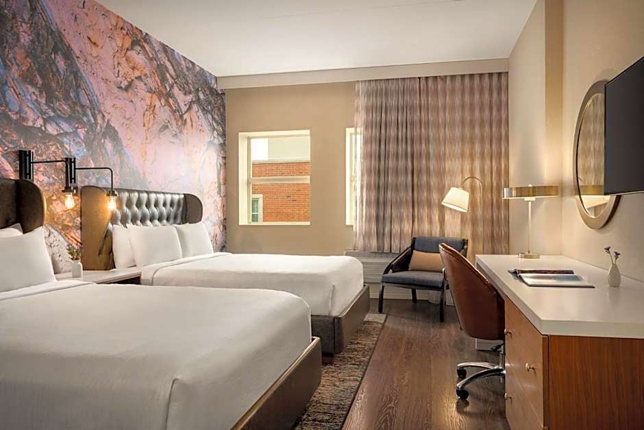 Hotel Indigo Naperville Riverwalk By IHG
