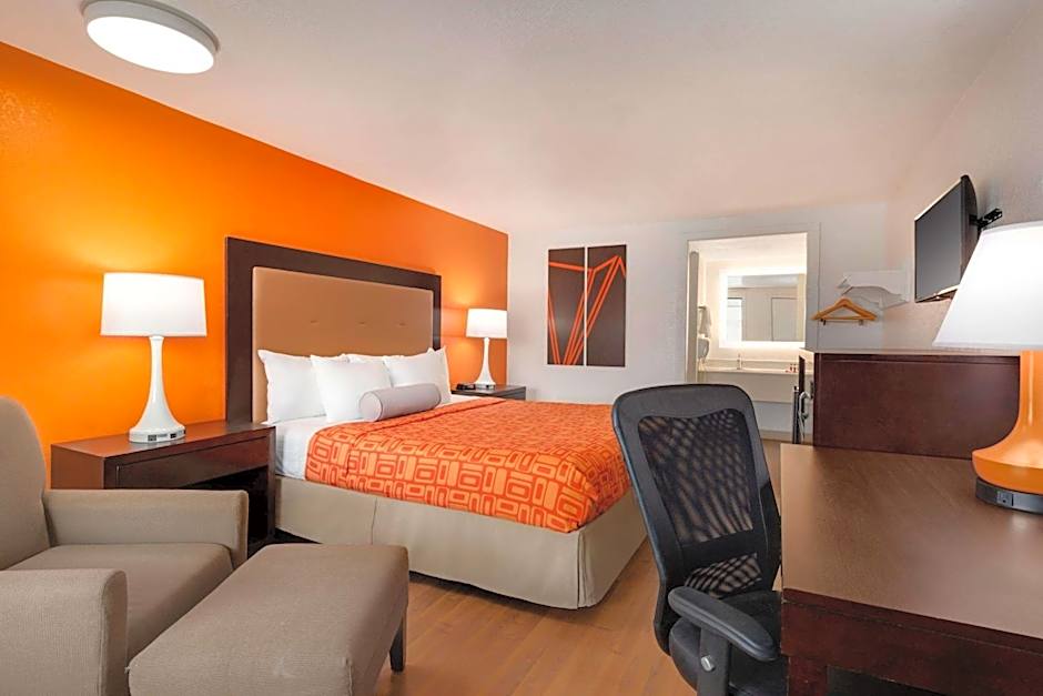 Howard Johnson by Wyndham Harrisonburg