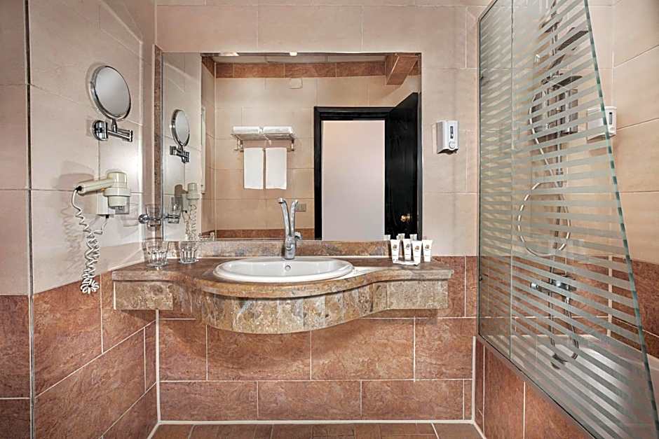 Holidays Express Hotel