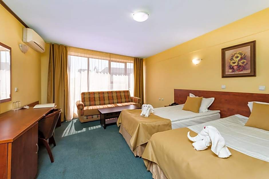 Avenue Hotel