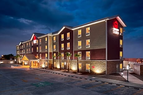 Extended Suites Saltillo Galerias