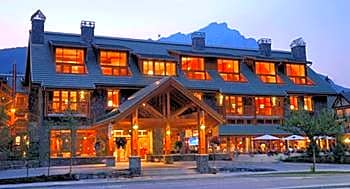 Fox Hotel And Suites