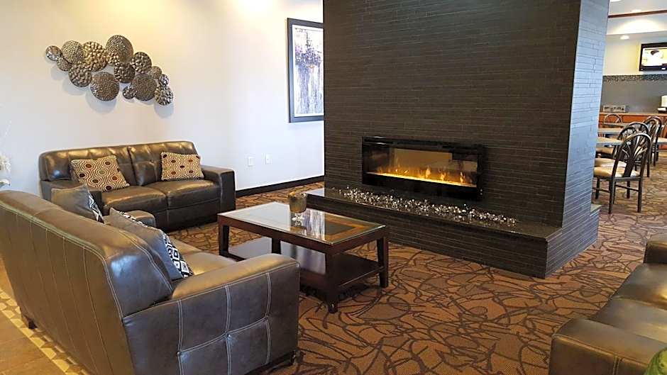Expressway Suites Fargo