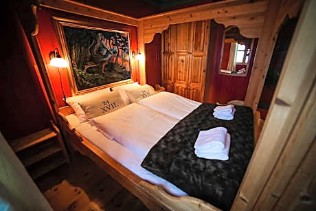 Superior One-Bedroom Cottage
