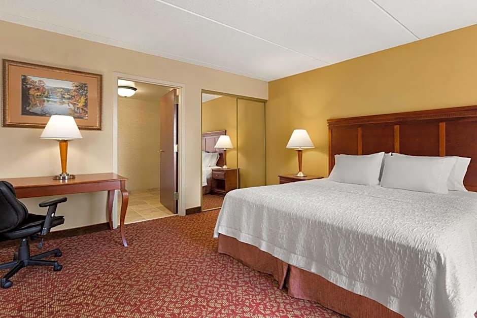 Hampton Inn By Hilton & Suites Williamsburg Historic District Va