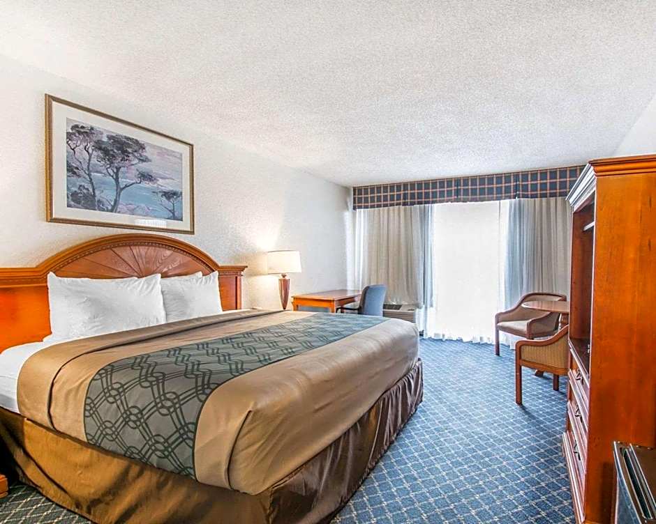 North Miami Beach Gardens Inn & Suites