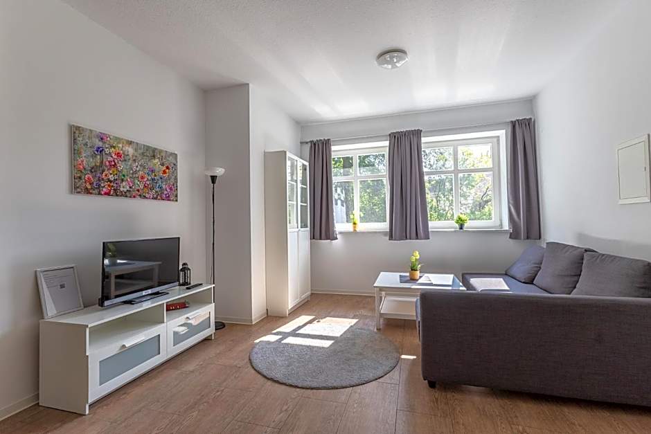 Ferienhaus Natura Ideal für Urlaub & Business, Küche, WLAN, Parkplatz