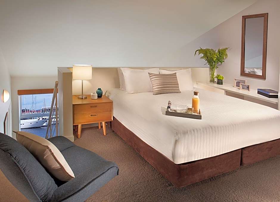 Somerset on the Pier Hobart