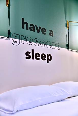 Greet Hotel Brest Aéroport