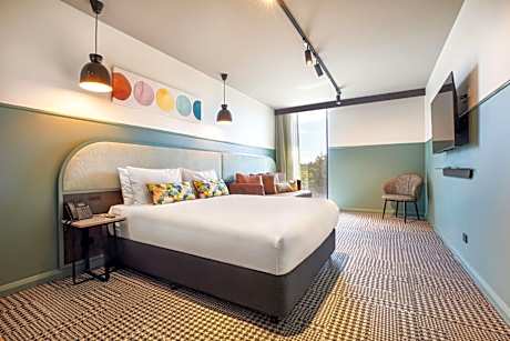 The Brook by Nightelier