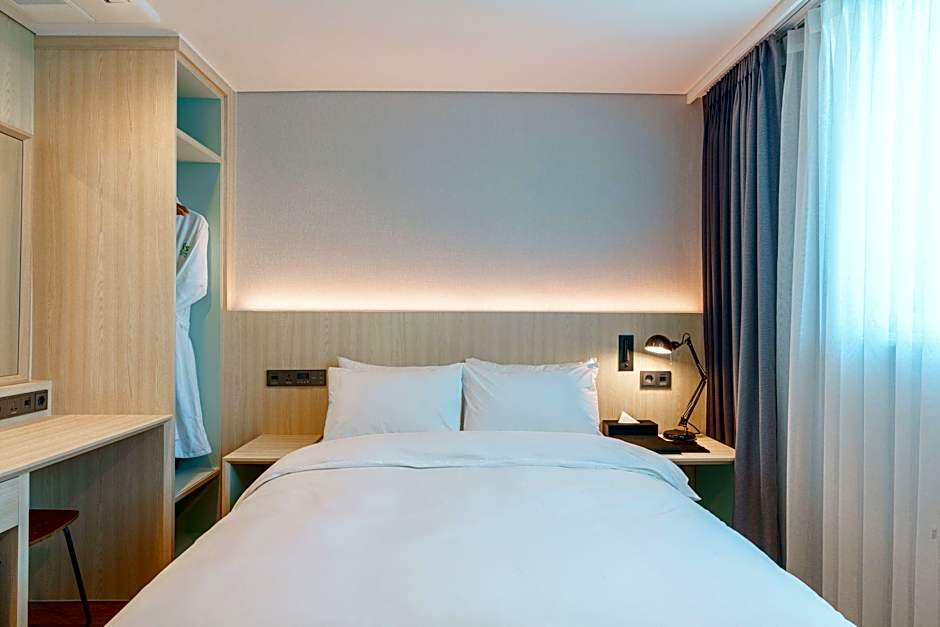 ibis Styles Ambassador Jeonju City Centre