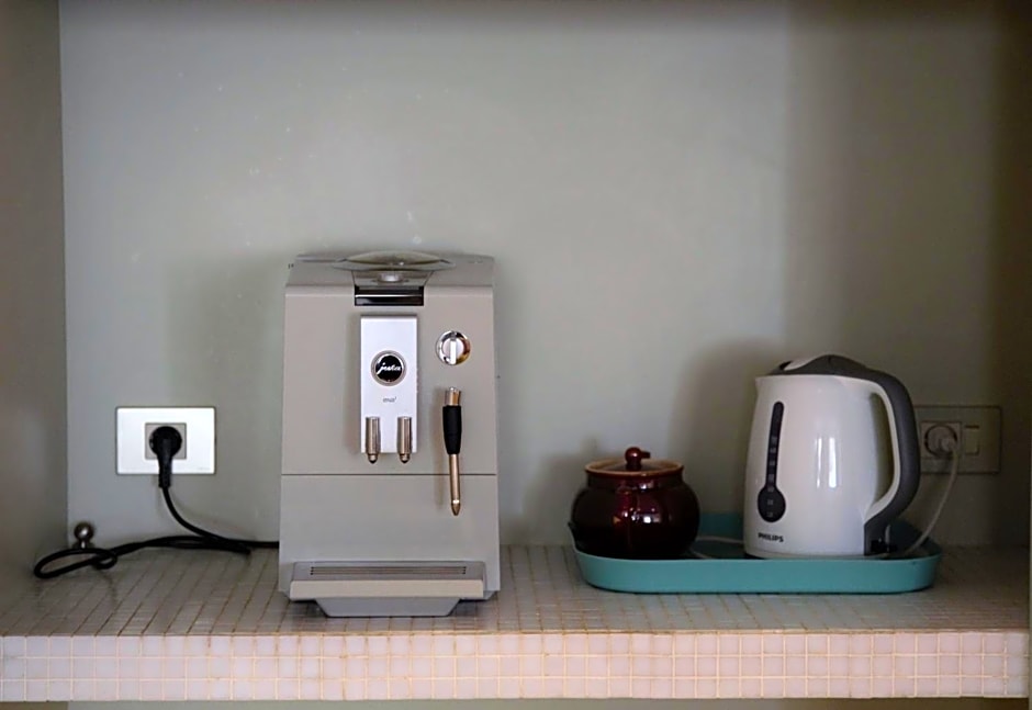 B&B Tempelhof – Ghent, CA