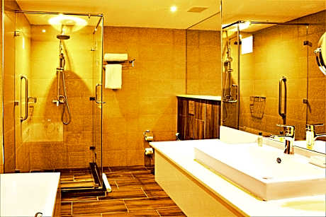 Penthouse Suite