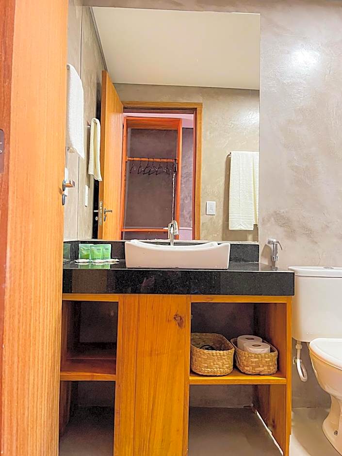 Parador 7 Bangalô, Praia do Parracho, 1,0 km da Rua Mucugê