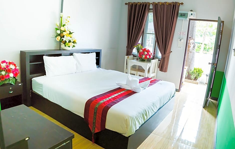 Photo 1 of 6 of Standard 1 Double Bed