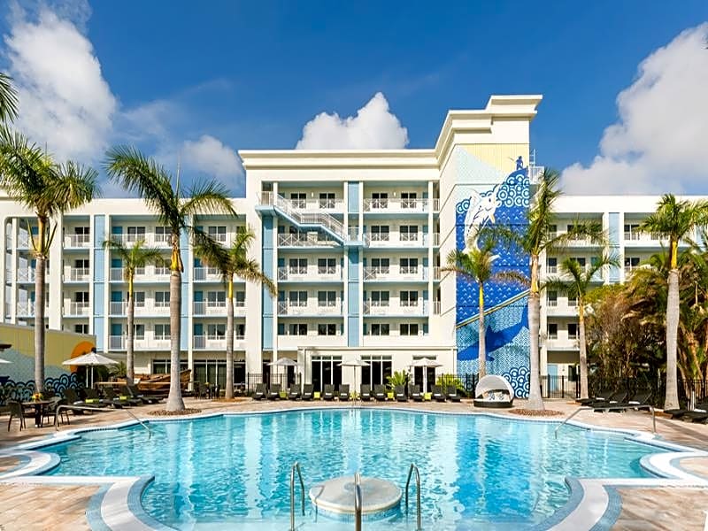 Blue Flamingo Resort Key West