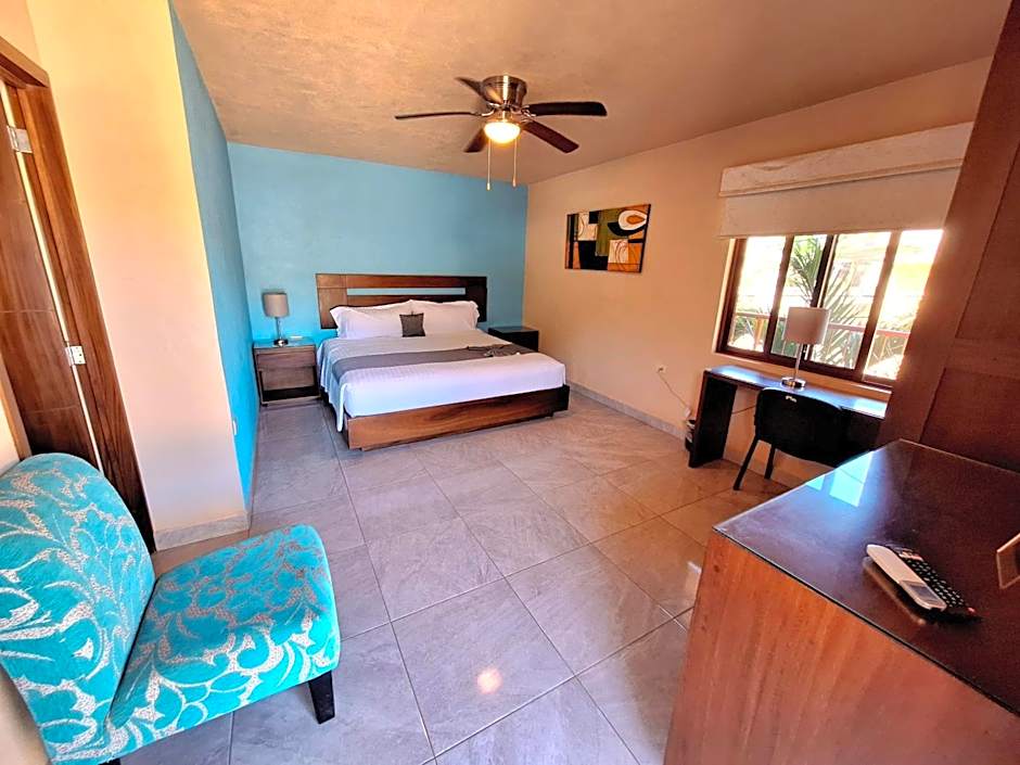 Pacific Inn hotel